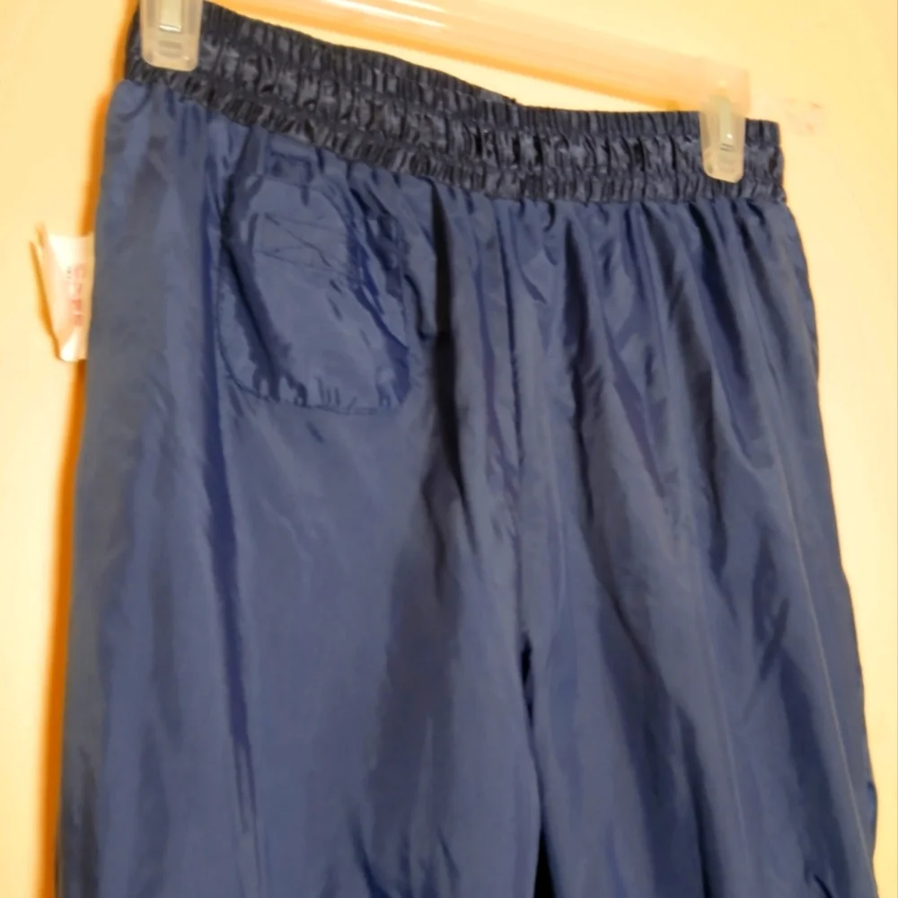 Obermeyer ski pants womens size 8 Navy shimmer color